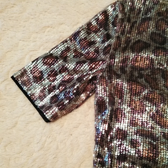Oleg Cassini Mini Sequin Top - Picture 10 of 11